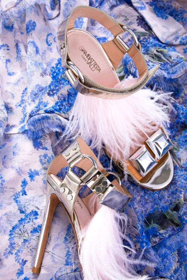 Giambattista Valli women's yellow leather sandals with feathers 145110 - photo 2