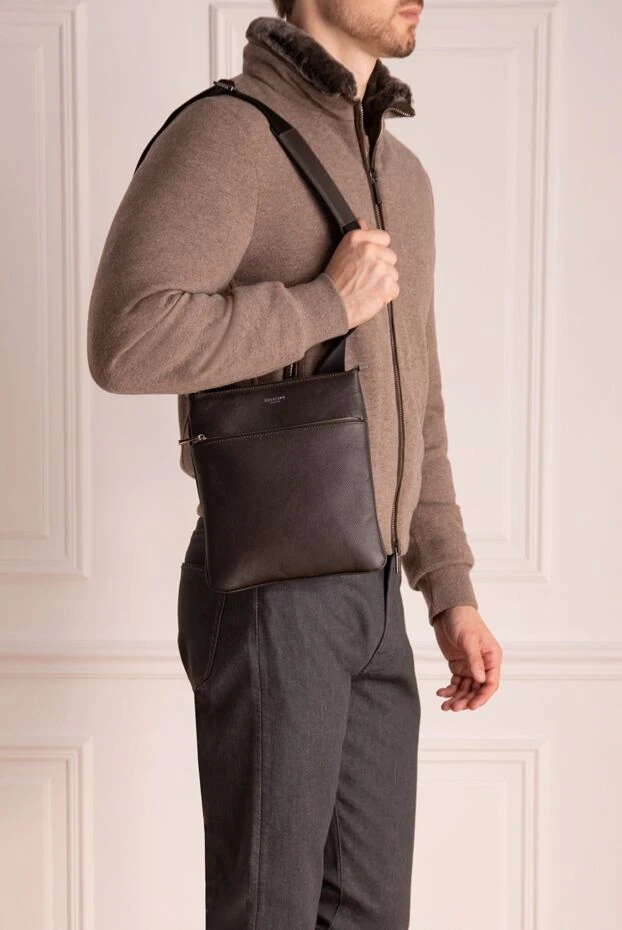 Serapian man shoulder bag made of genuine leather brown for men buy with prices and photos 148675 - photo 2