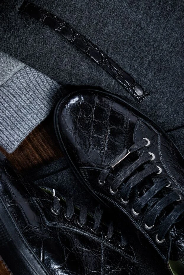 Сникеры из натуральной кожи аллигатора с фирменной шнуровкой и акцентной фурнитурой - фото 2