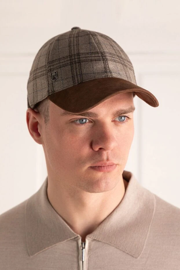Corneliani man cap made of silk, cashmere and genuine leather beige for men buy with prices and photos 150004 - photo 2