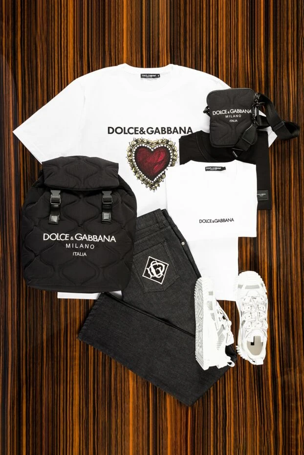 Dolce & Gabbana футболка чоловіча з малюнком sacred heart та великим логотипом бренду 150855 - фото 2