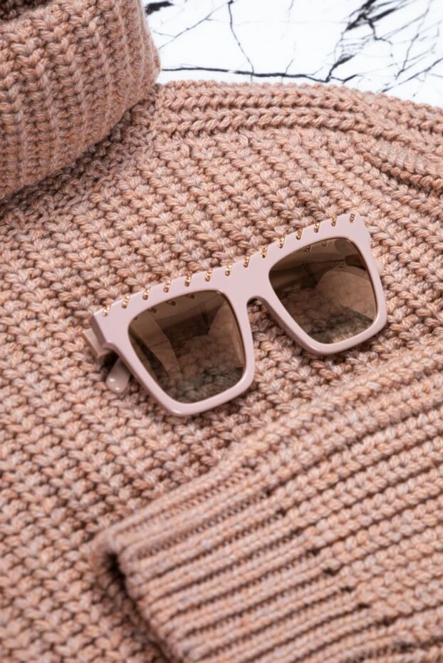 Stella McCartney beige women's glasses with a chain on the frame 152219 - photo 2