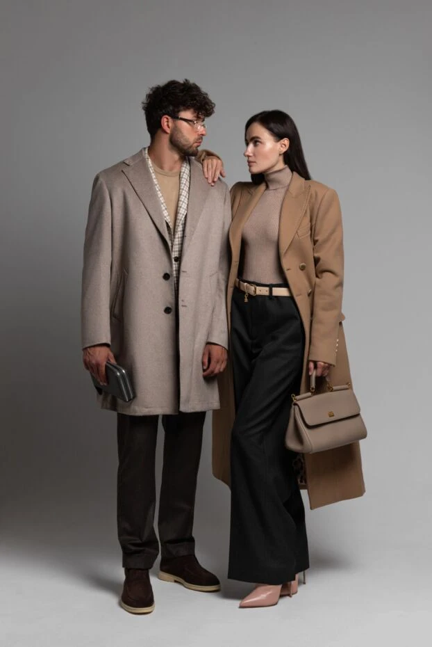 Sand coat in pure cashmere with a classic lapel - photo 2