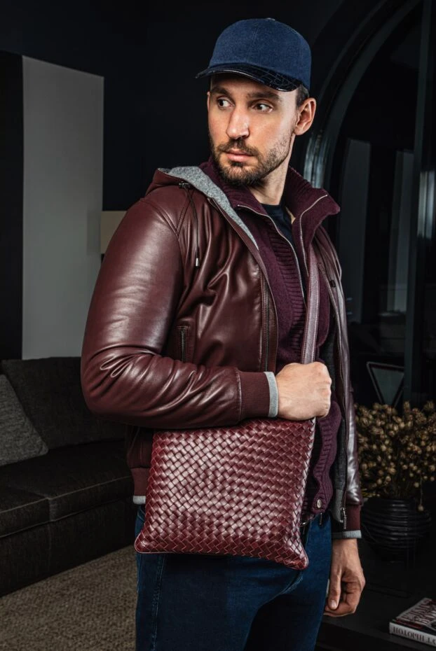 Бордовый кардиган из шерсти с крупной резинкой и накладными карманами - фото 2