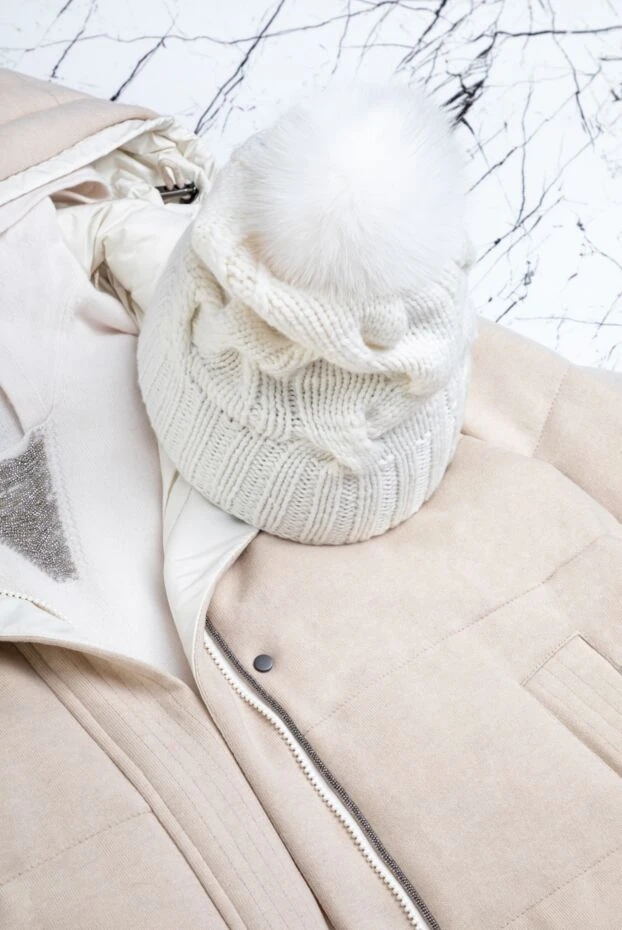 Loro Piana шапка біла жіноча кашемірова з хутряним помпоном та фактурною в'язкою 156788 - фото 2