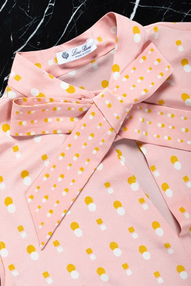 Loro Piana women's sleeveless silk blouse with a bow pink 158008 - photo 2