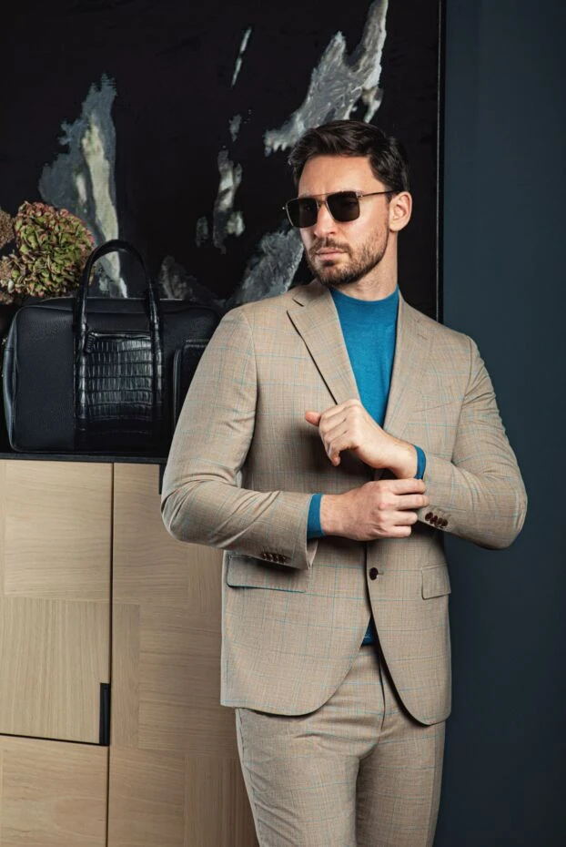 Sartoria Latorre beige wool suit with check pattern and peak lapels 158934 - photo 2