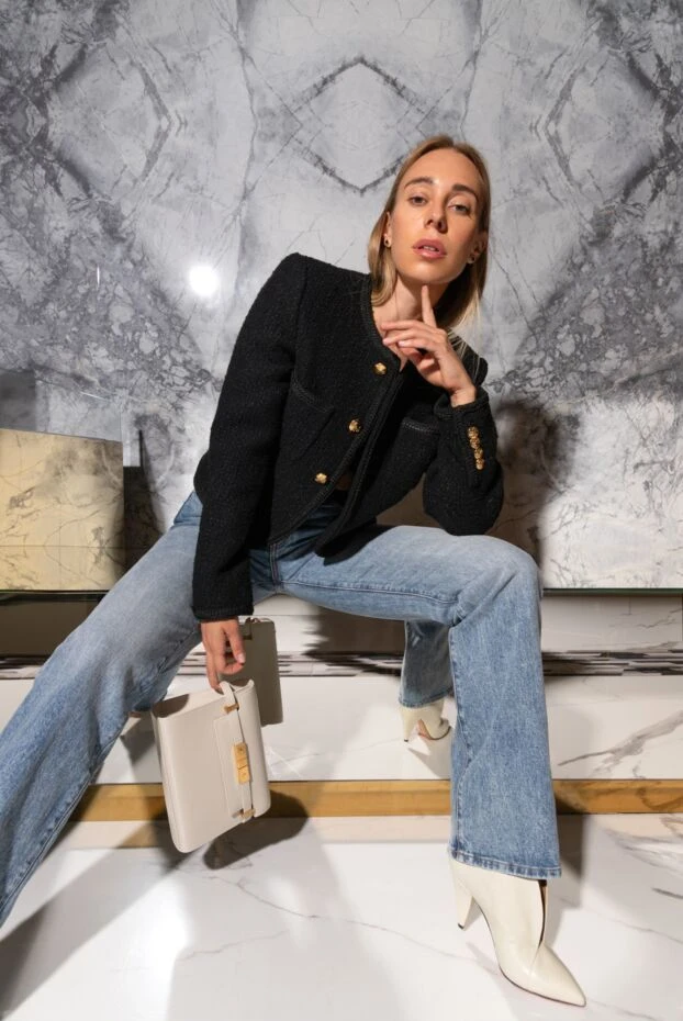 Women's white leather ankle boots with a sculpted cutout - photo 2