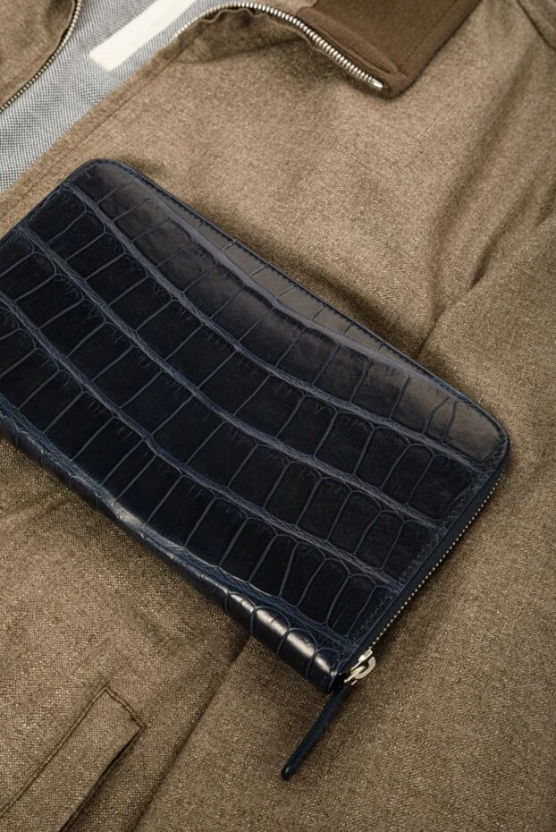 Cesare di Napoli men's dark blue crocodile leather clutch-wallet with zipper 160243 - photo 3