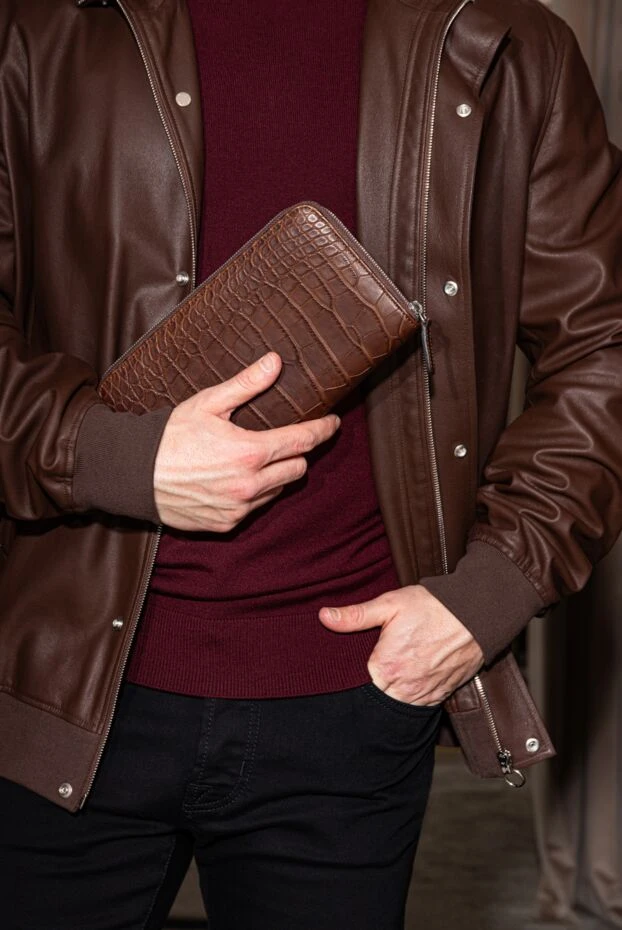 Cesare di Napoli men's brown crocodile leather clutch-wallet with zipper 160244 - photo 2