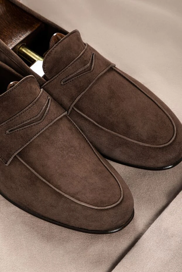 Лоферы-пенни замшевые коричневые с классической перемычкой мужские - фото 2
