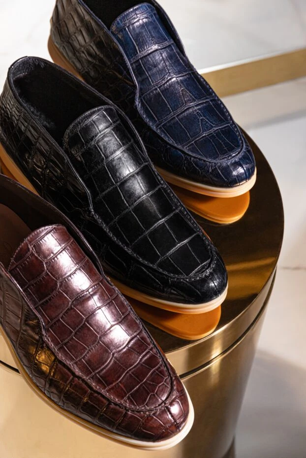 Cesare di Napoli blue crocodile leather loafers with high top and fur lining for men 160880 - photo 3