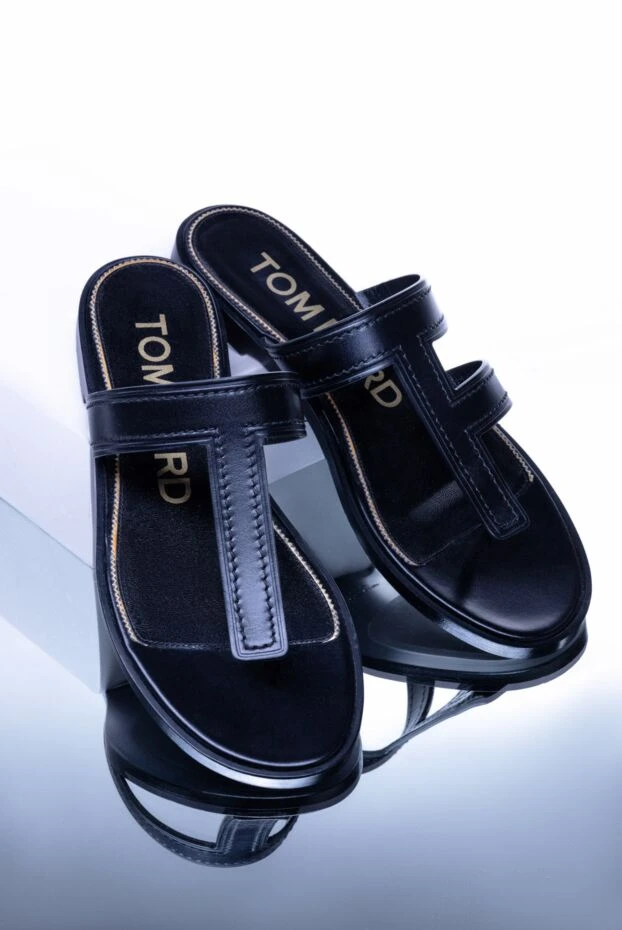 Tom Ford women's leather flip-flops with stitching, black 161262 - photo 3