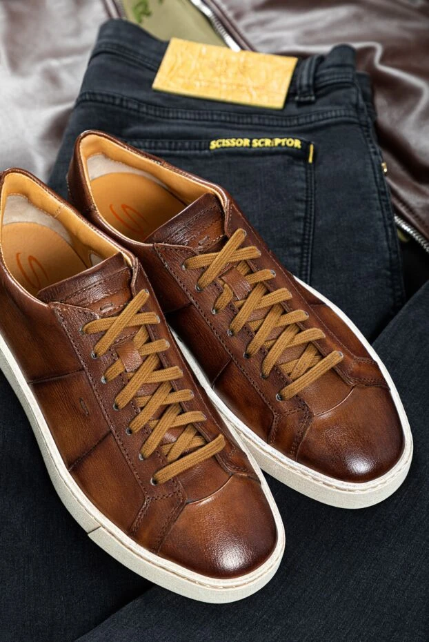 Santoni men's sneakers made of polished leather in chestnut color with a contrasting sole 161958 - photo 2
