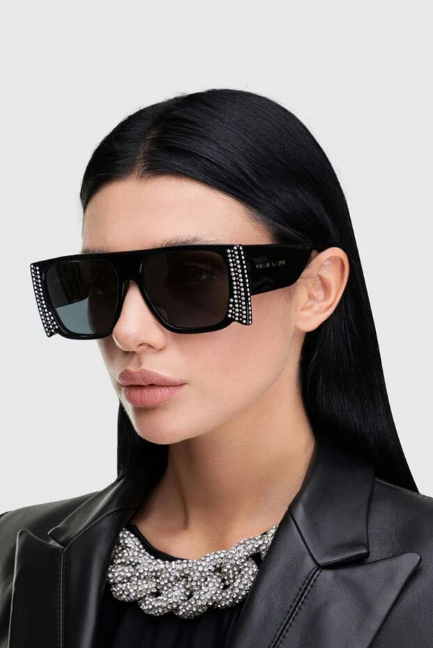 Linda Farrow woman sunglasses black for women buy with prices and photos 161987 - photo 2