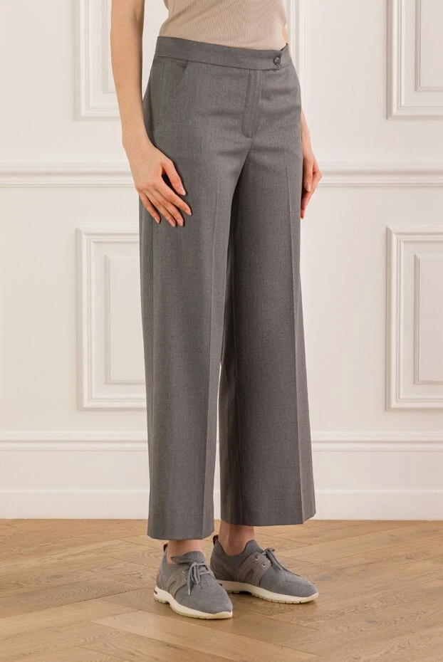 Rocco Ragni women's classic gray pants in a loose cut 162304 - photo 3