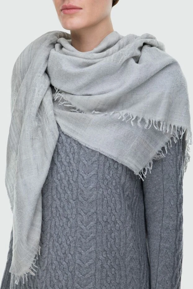 Peserico женские шарф серый женский купить с ценами и фото 163384 - фото 2