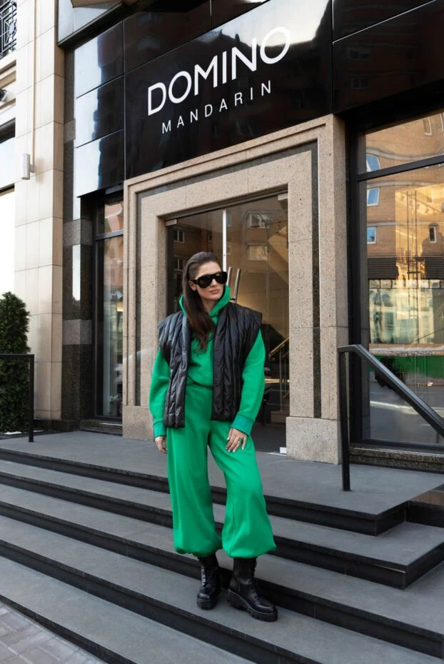 Valentino women's high black leather boots with a strap and logo 163771 - photo 3