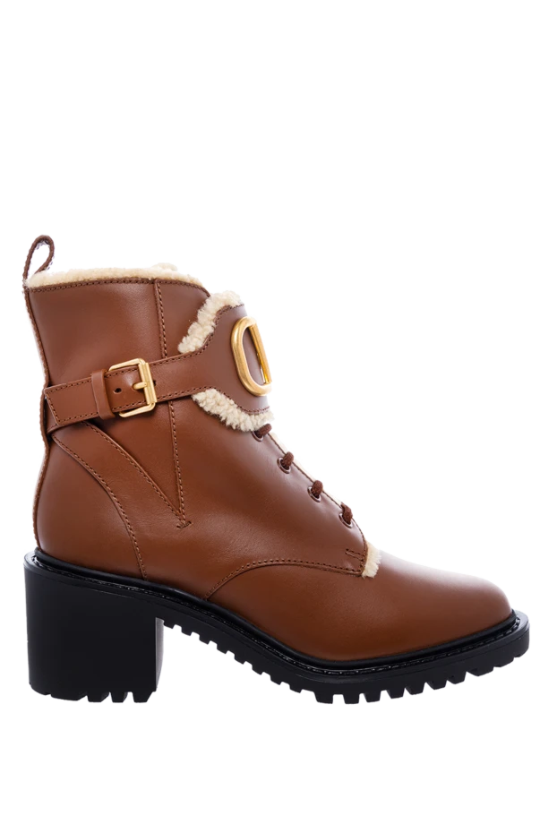 Women's brown boots made of leather and fur with a logo