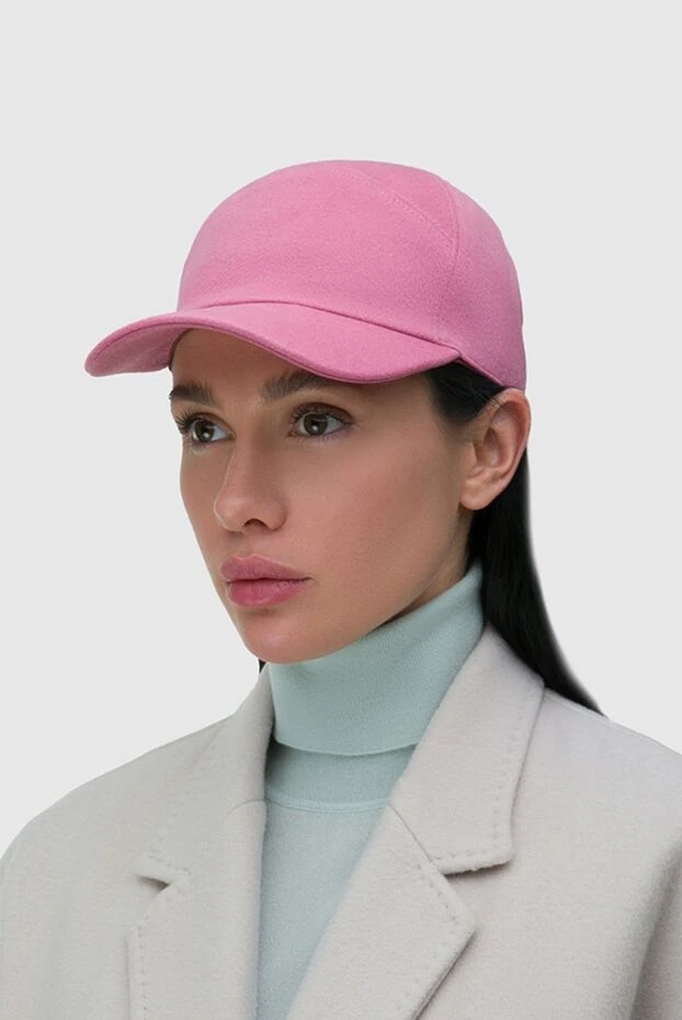 Loro Piana женские кепка из кашемира розовая женская купить с ценами и фото 163822 - фото 2
