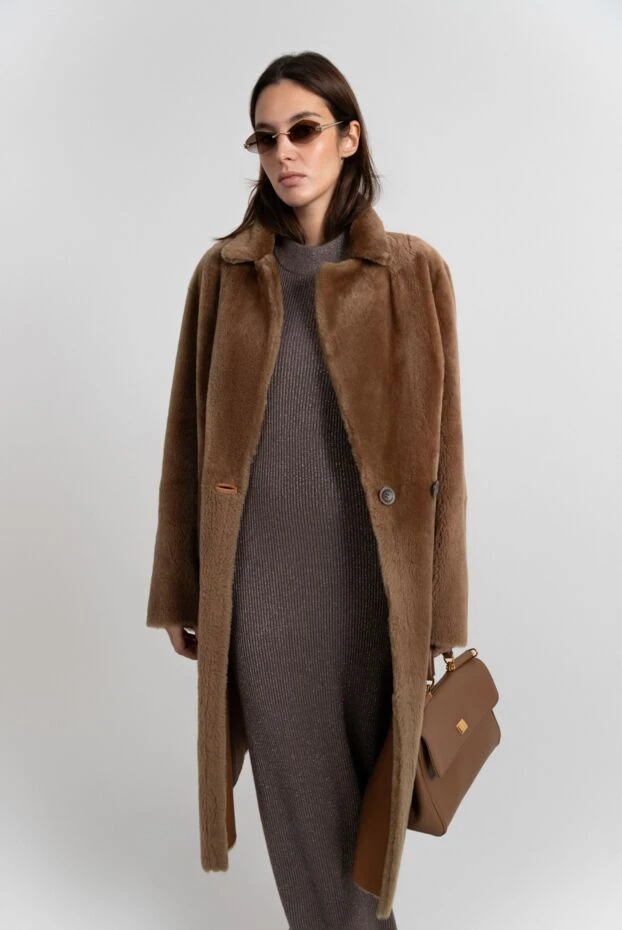 Fleur de Paris beige fur coat made of natural fur for women 164131 - photo 2