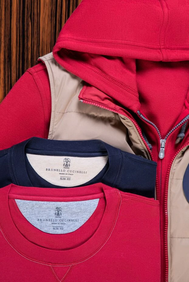 Brunello Cucinelli футболка з бавовни червона чоловіча 165924 - фото 2