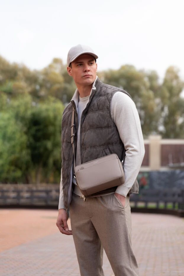 Enrico Mandelli light grey wool cap with smooth lines and muted texture 165954 - photo 2