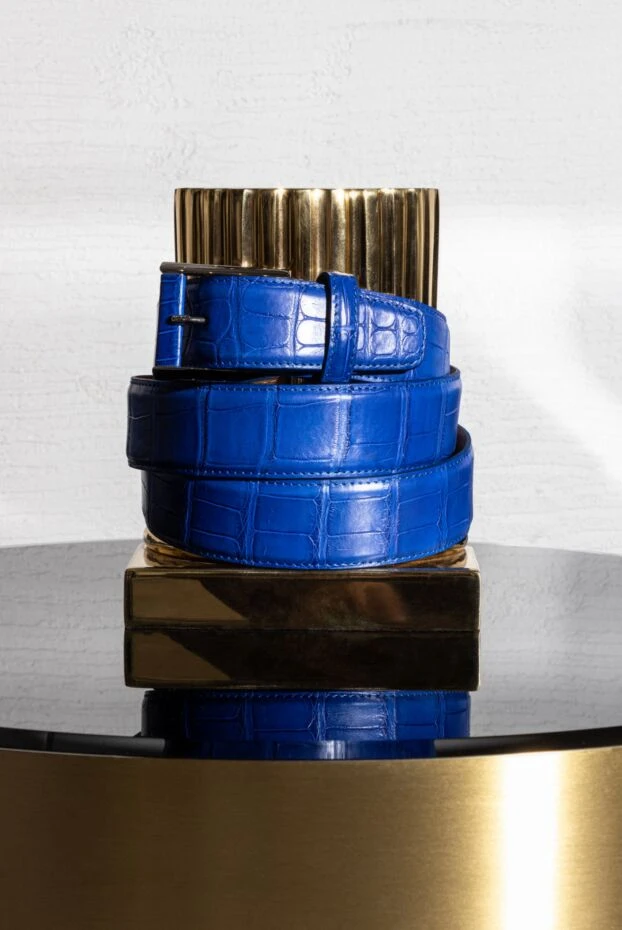 Ремінь зі шкіри крокодила у яскравому синьому кольорі. - фото 2