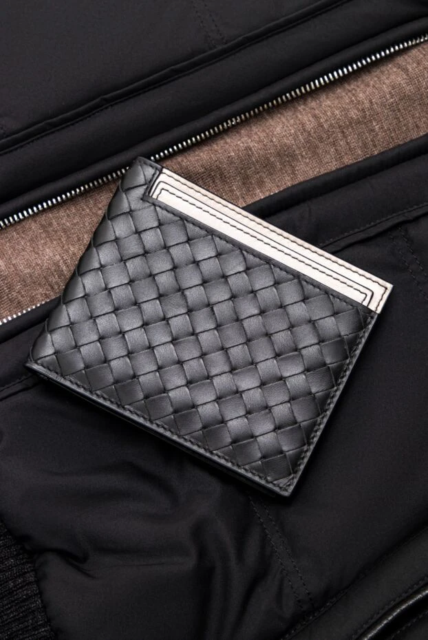Bottega Veneta портмоне зі шкіри чорне чоловіче 166500 - фото 2