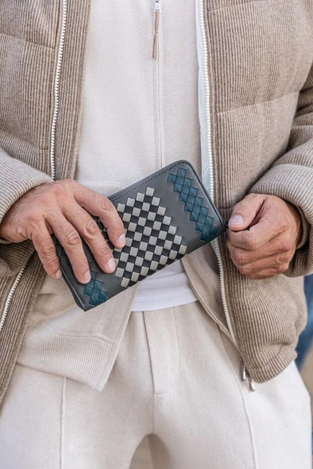 Bottega Veneta men's clutch bag made of genuine leather gray 166505 - photo 3