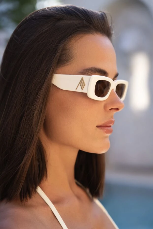 Linda Farrow очки для защиты от солнца в молочной оправе с прямоугольными линзами 168084 - фото 2