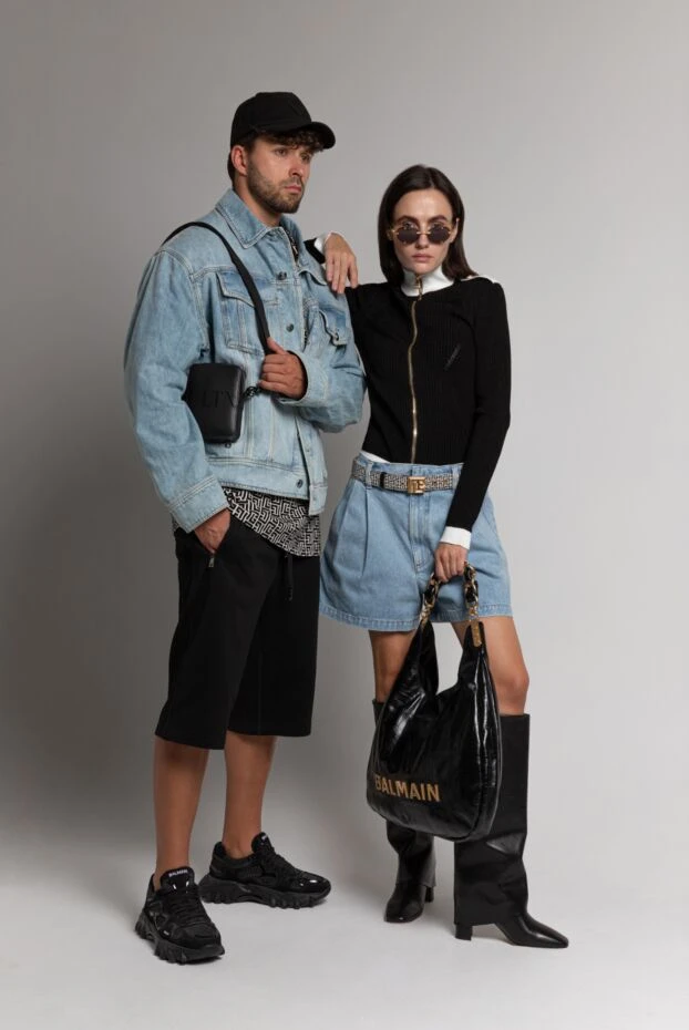 Balmain gradient bleached cotton denim jacket with embroidery on the back 168356 - photo 3