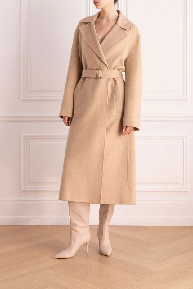 Loro Piana женские пальто из кашемира бежевое женское купить с ценами и фото 169207 - фото 2