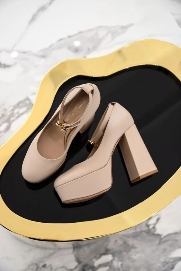 Gianvito Rossi women's beige leather shoes with a strap 169758 - photo 2