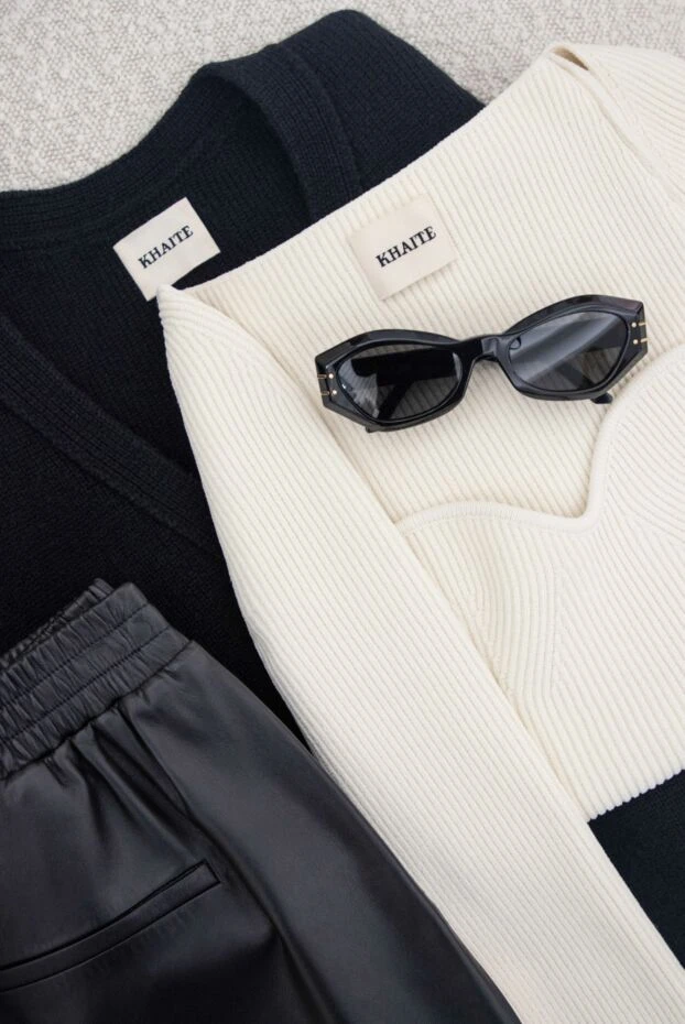 Khaite knitted jumper with a sweetheart neckline and a corset fit 169805 - photo 3