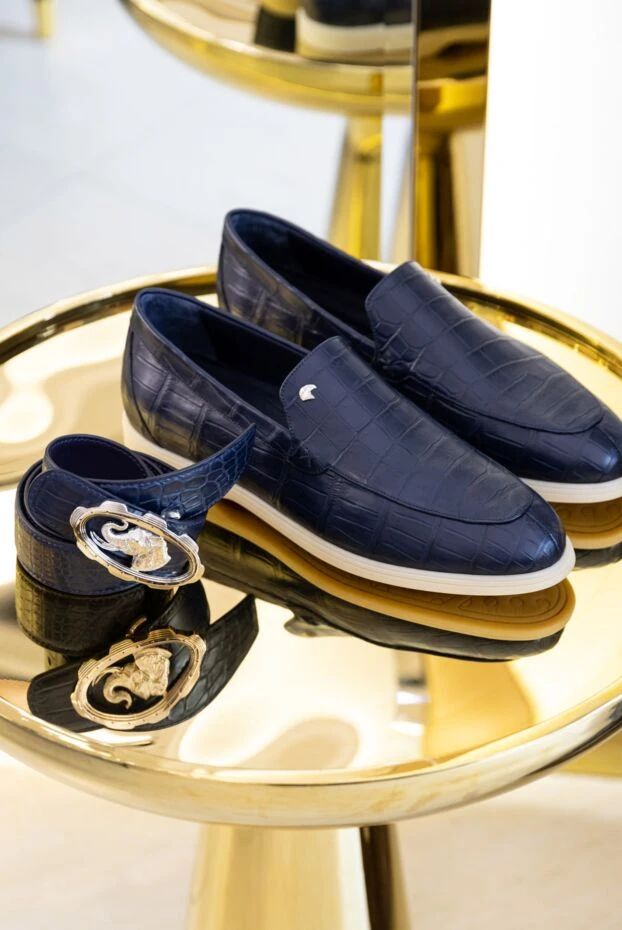 Ремінь з натуральної шкіри крокодила з овальною металевою пряжкою - фото 2