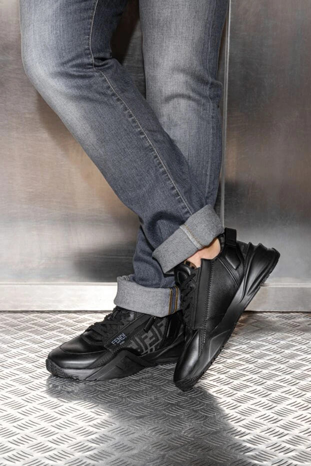 Fendi fendi flow low top sneakers in black leather for men 170560 - photo 3