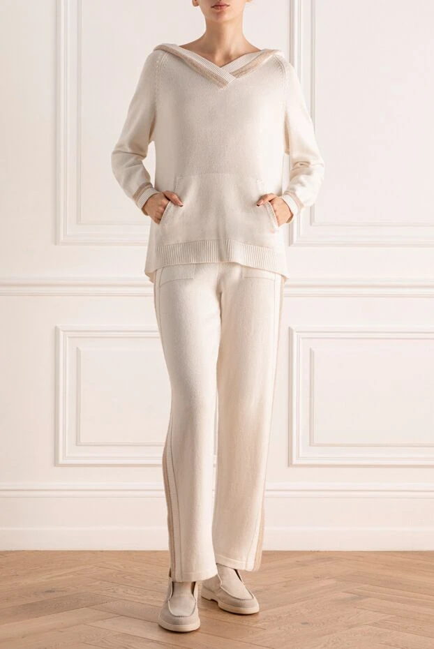 Panicale white walking suit for women 170668 - photo 2