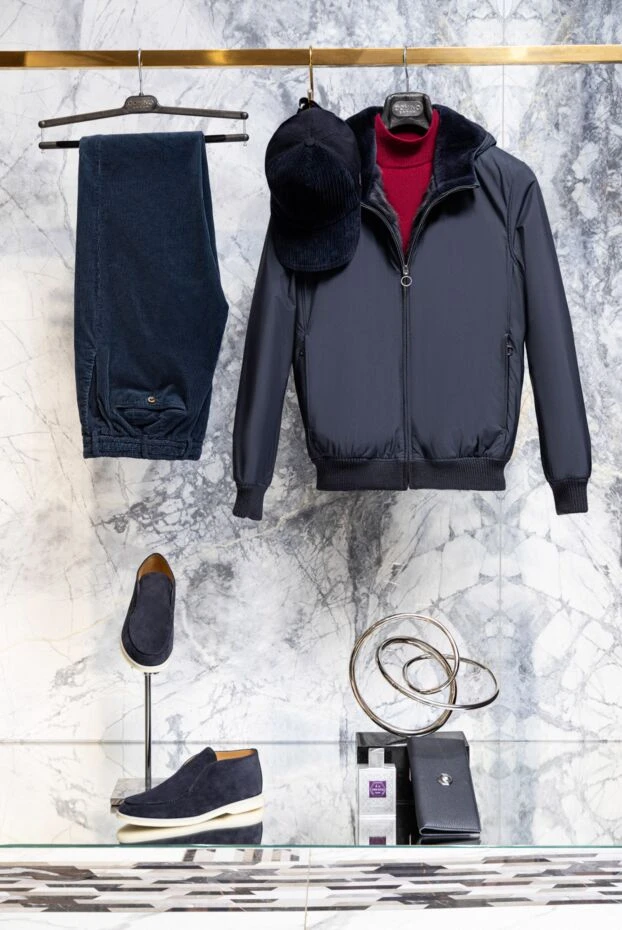 Куртка-бомбер синяя на меху с капюшоном мужская - фото 2