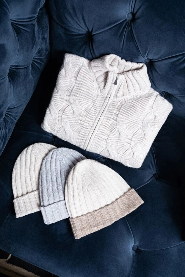 Gran Sasso beige ribbed knit cashmere beanie with a contrast turn-up for men 171288 - photo 2