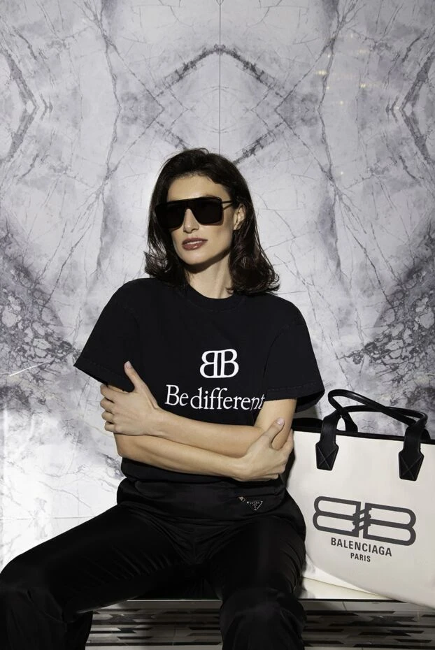 Balenciaga сумка-торба жіноча велика біла з чорними ручками 171408 - фото 2