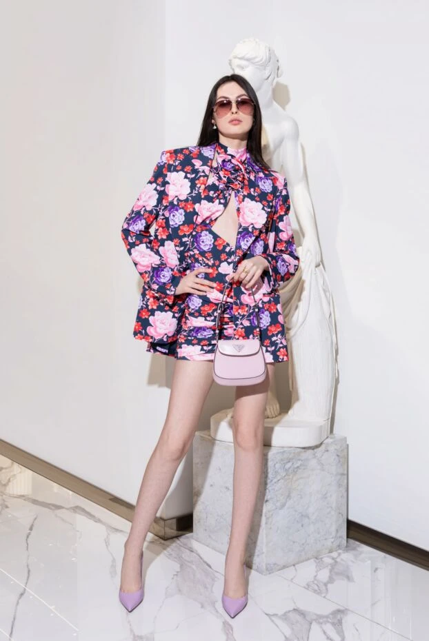 Prada сумка женская нежно-розовая кожаная с лого 171441 - фото 2