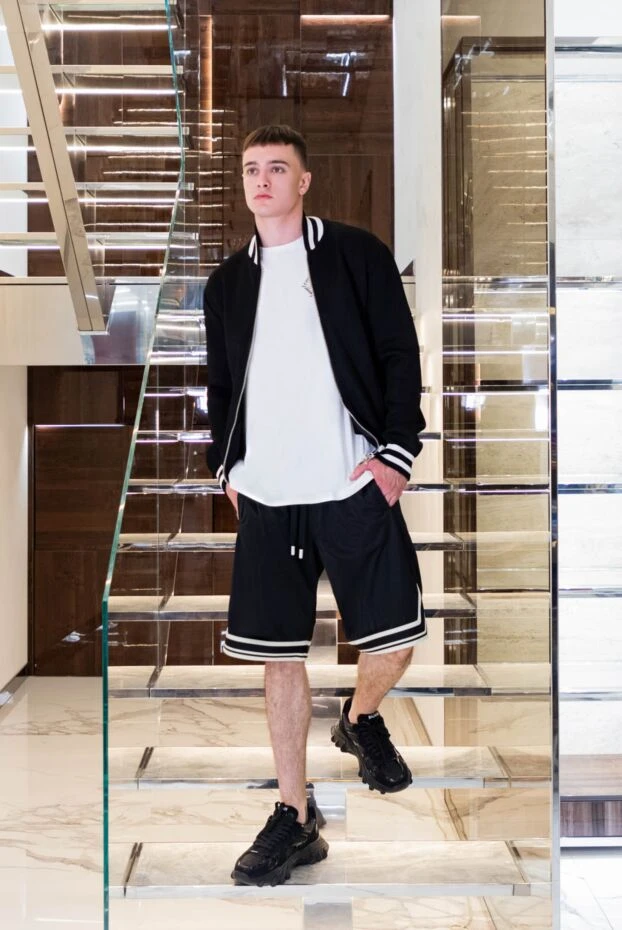 Balmain футболка бавовняна біла декорована емблемою бренда чоловіча 171523 - фото 2