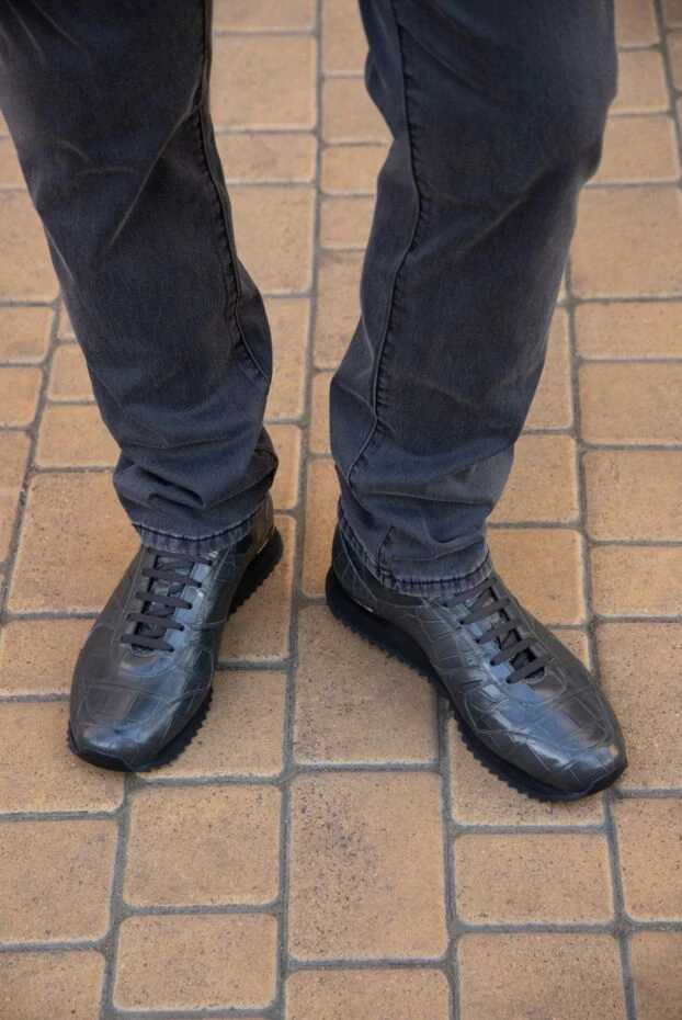 Cesare di Napoli кроссовки из кожи аллигатора серые мужские 171940 - фото 2