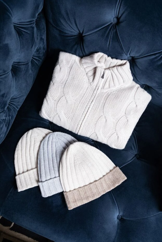 Gran Sasso white-gray cashmere hat men's 172014 - photo 2