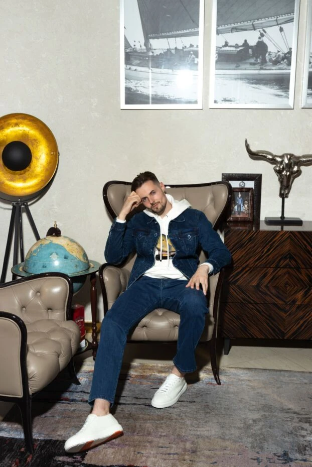 Santoni leather sneakers in white with a round toe and smooth sole 172940 - photo 2