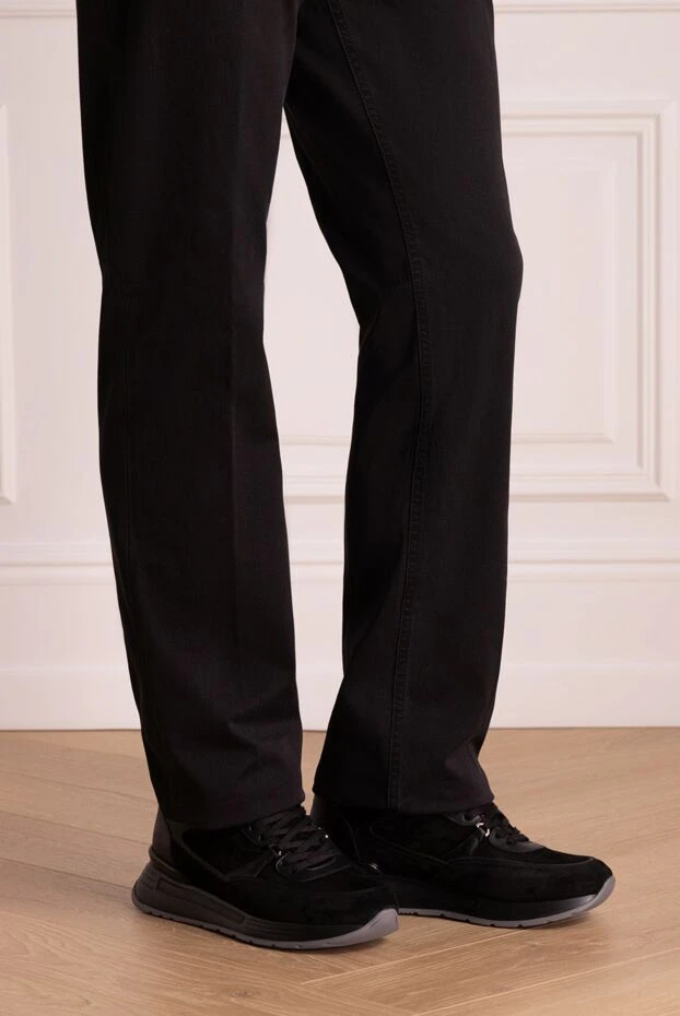 Men's black sneakers with logo on the tongue - photo 2