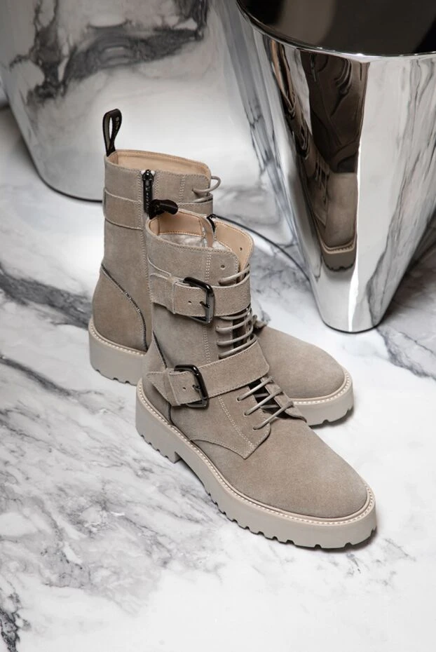 Doucal`s beige suede boots for women 174633 - photo 2