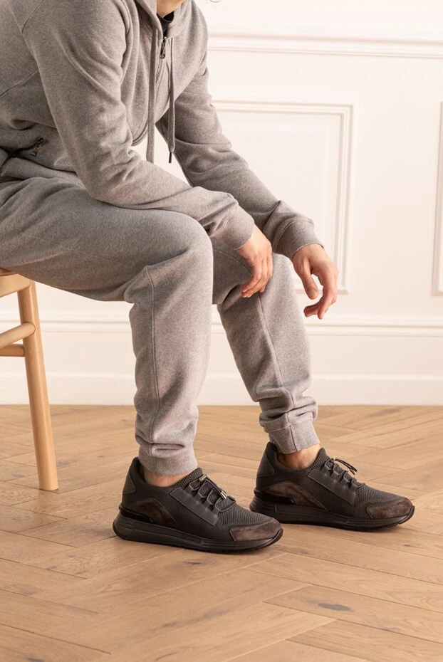 Кроссовки из кожи и полиэстера серые мужские - фото 2