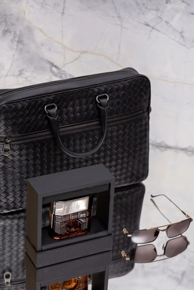 Тонкий портфель Intrecciatoіз плетеної телячої шкіри чорний - фото 2